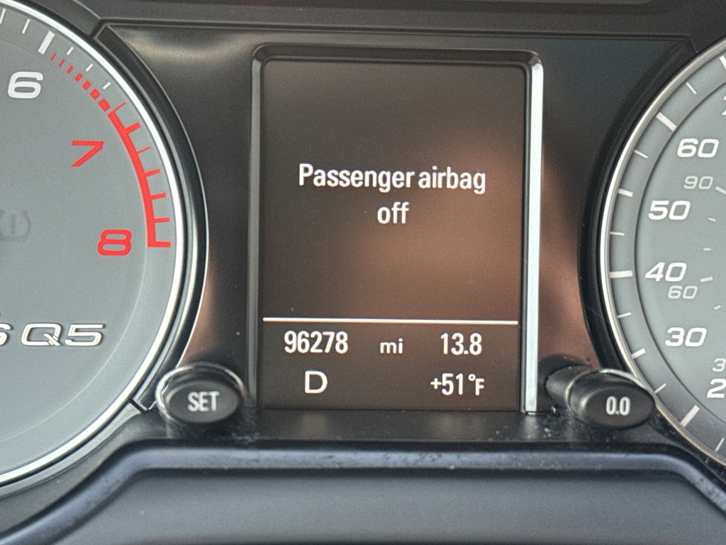 Used 2014 Audi SQ5 Premium Plus AWD/4WD image 25