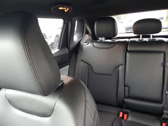 Used 2023 Jeep Compass Latitude w/ Convenience Group AWD/4WD image 14