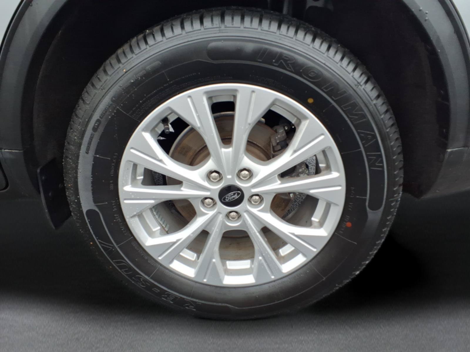 Used 2023 Ford Escape Active w/ Tech Pack #2 AWD/4WD image 9