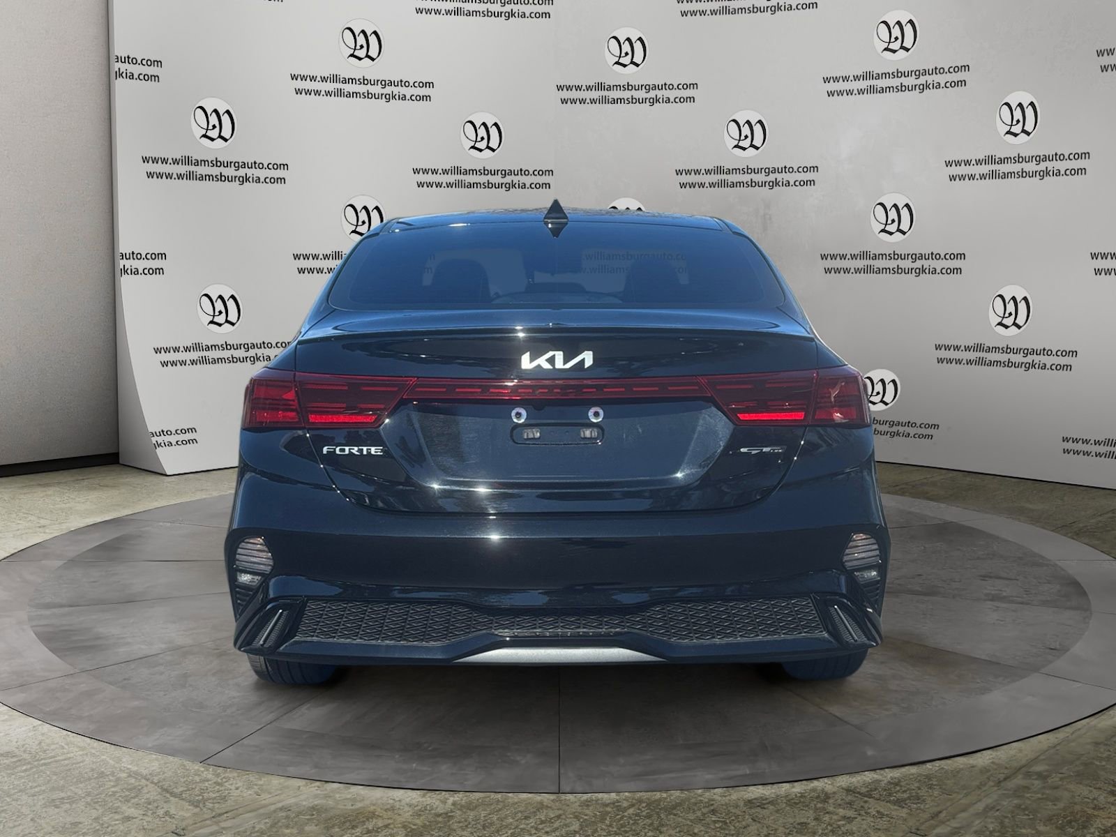 Used 2024 Kia Forte GT-Line image 4