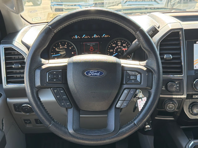 Used 2018 Ford F150 XLT w/ Equipment Group 302A Luxury AWD/4WD image 23