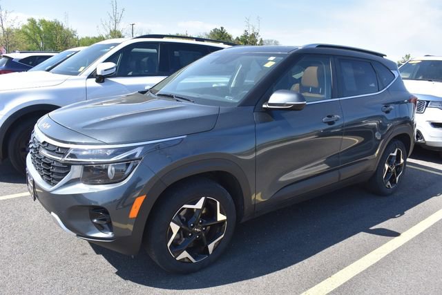 Used 2024 Kia Seltos EX AWD/4WD image 6