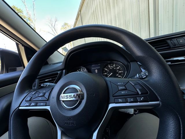 Used 2020 Nissan Rogue Sport S FWD image 21