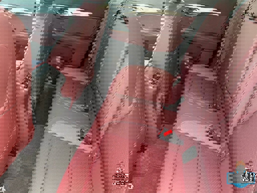 Used 2025 Buick Envision Sport Touring image 26