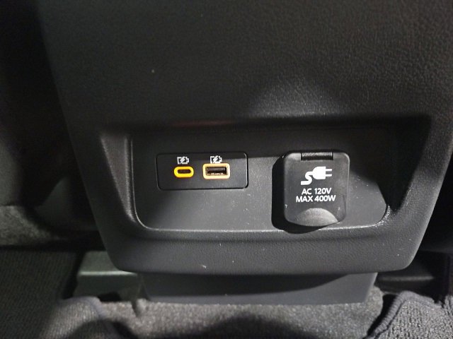 Used 2022 Nissan Frontier SV image 15