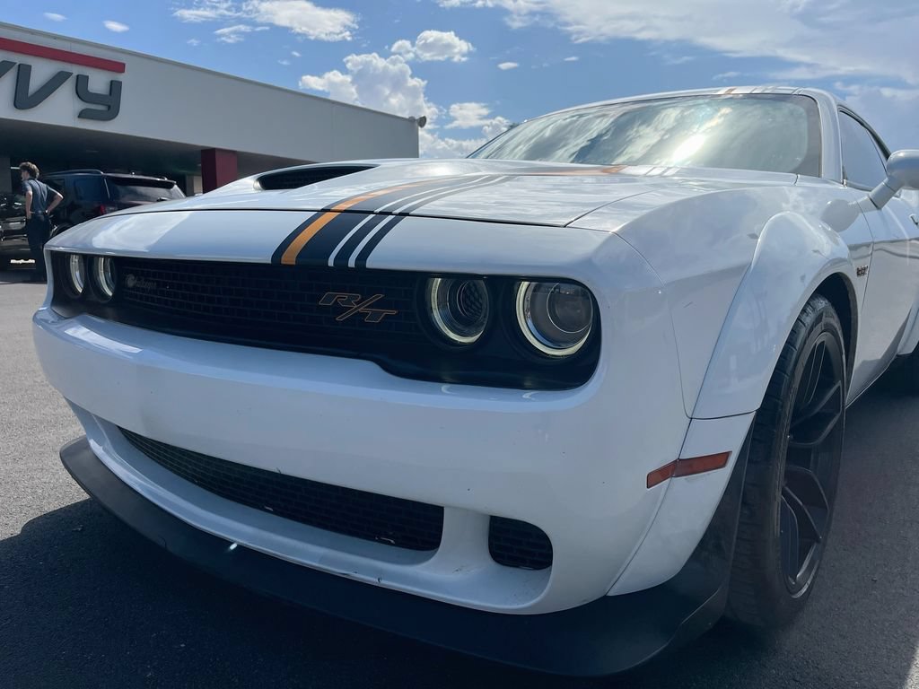 Used 2022 Dodge Challenger R/T Scat Pack RWD image 34
