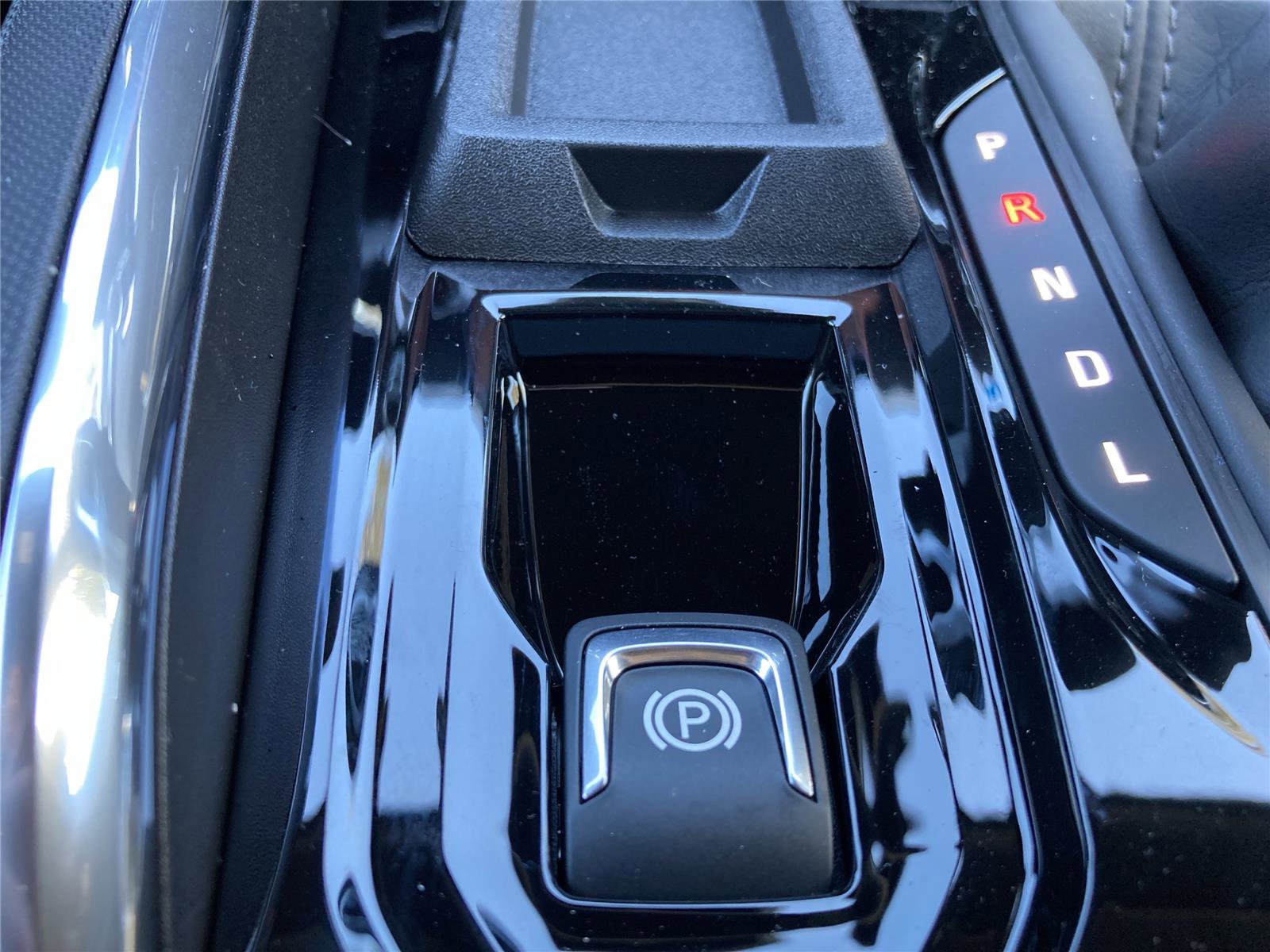 New 2026 GMC Canyon Elevation w/ Convenience Package image 30