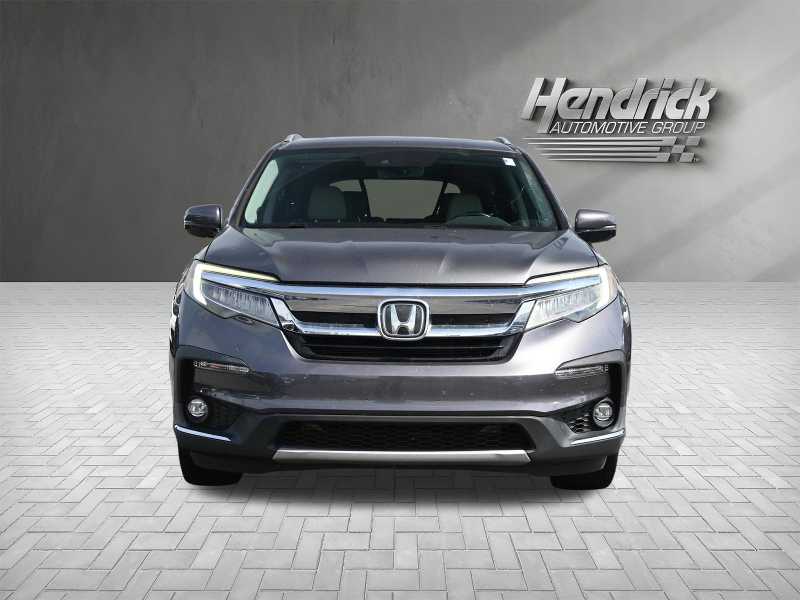 Used 2019 Honda Pilot Touring image 3