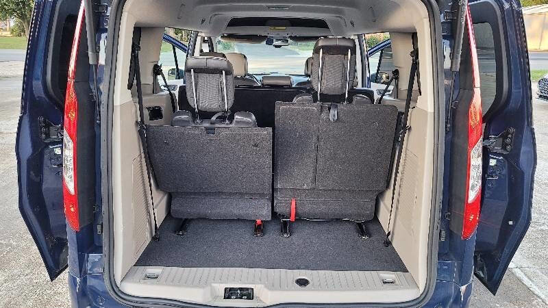 Used 2016 Ford Transit Connect Titanium FWD image 13