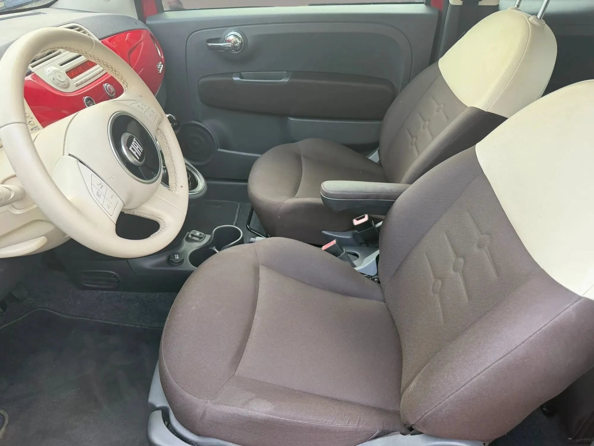 Used 2015 FIAT 500 Pop FWD image 8