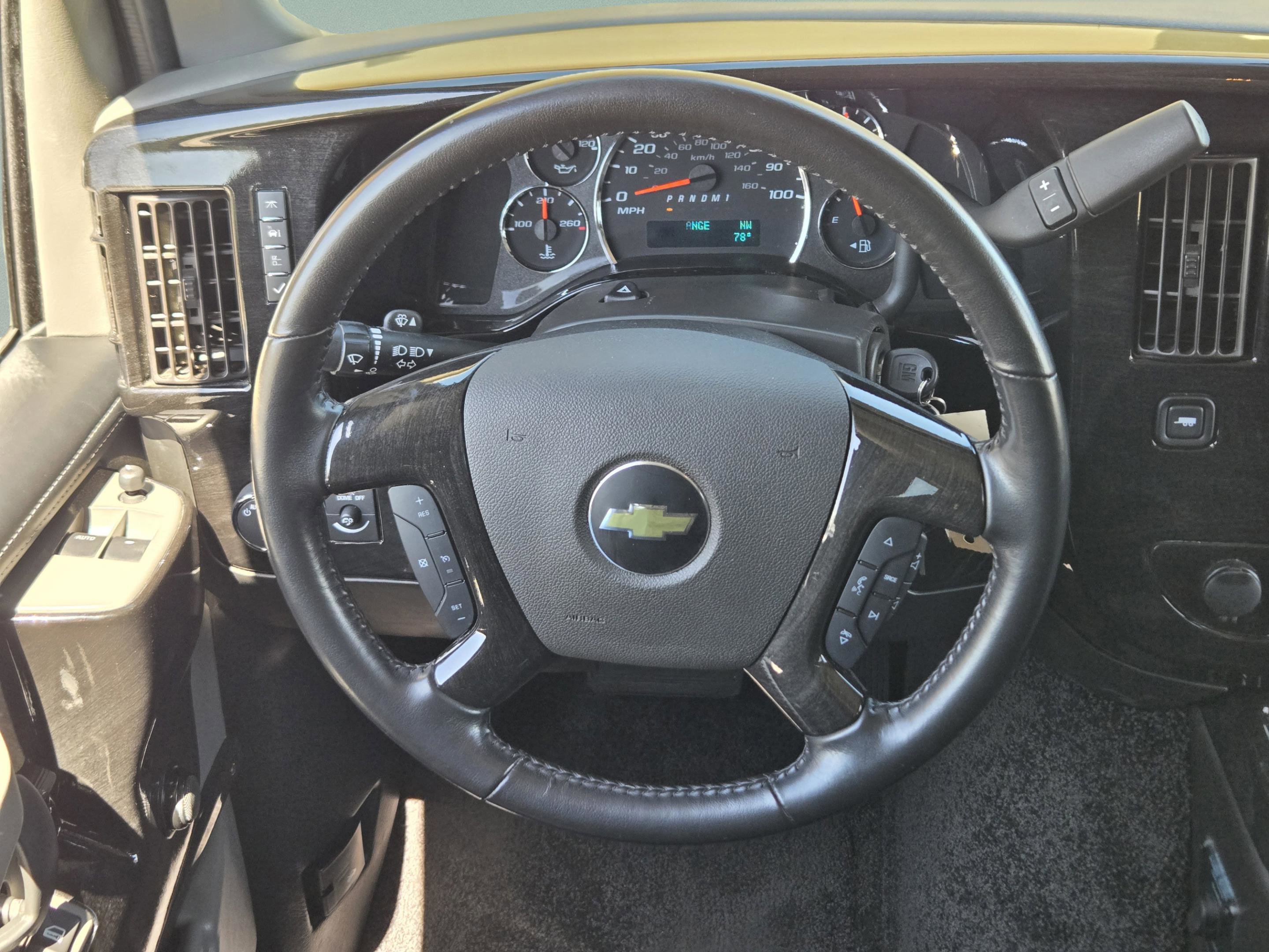 Used 2023 Chevrolet Express 2500 image 34