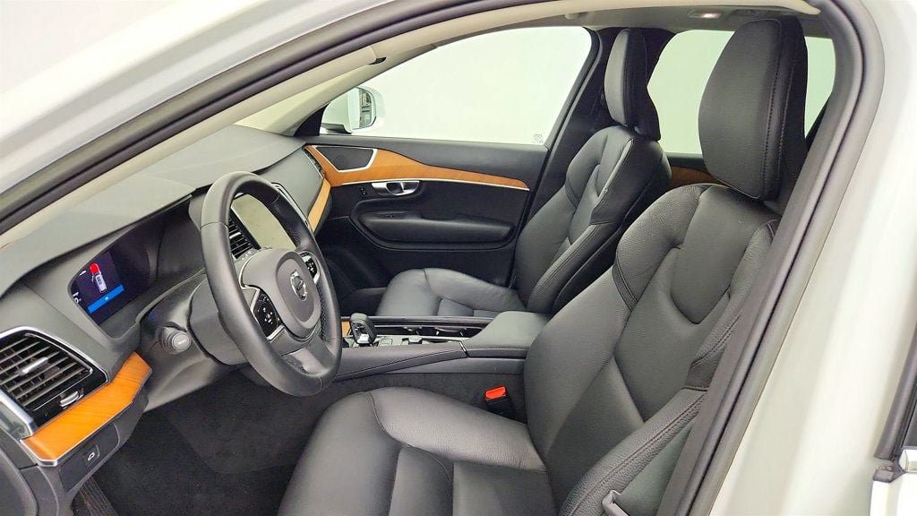 Used 2023 Volvo XC90 B6 Plus w/ Protection Package Premier AWD/4WD image 20