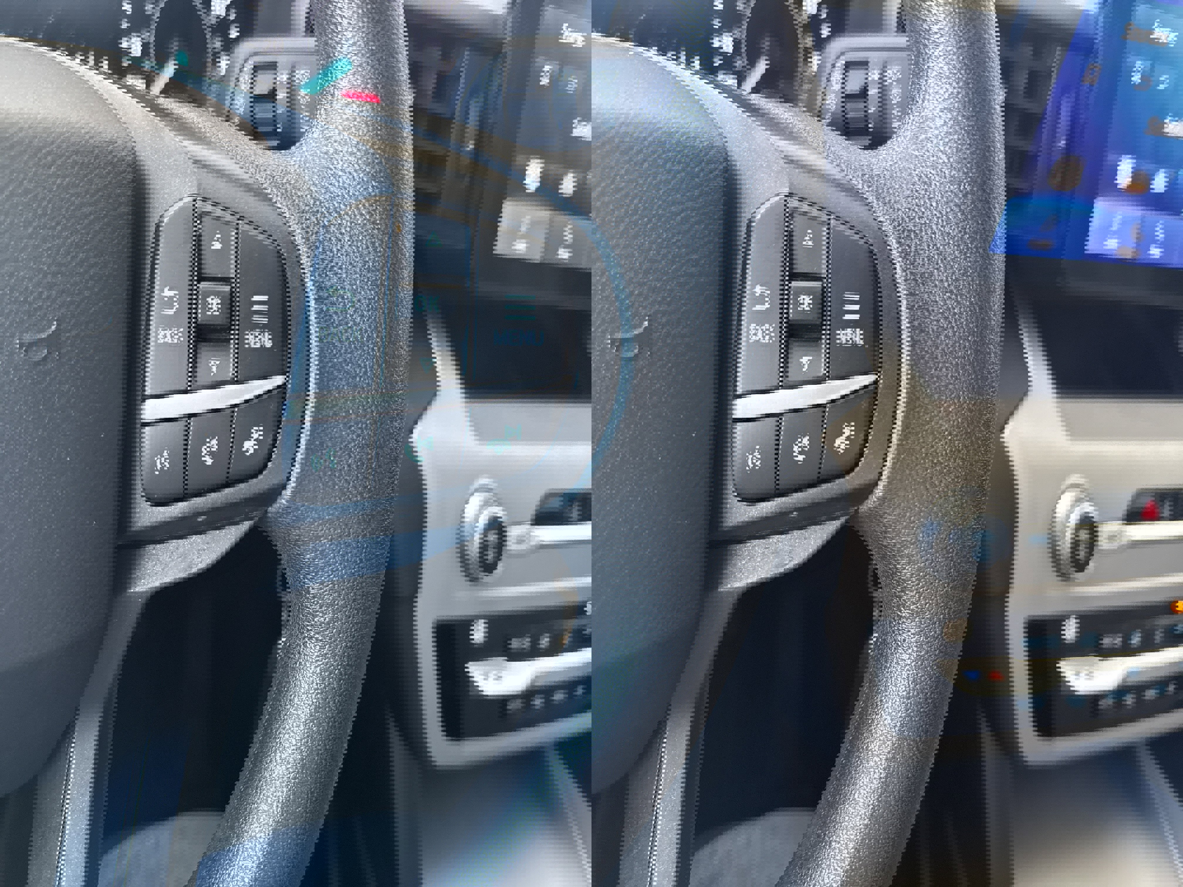 Used 2021 Ford Explorer 2WD image 28