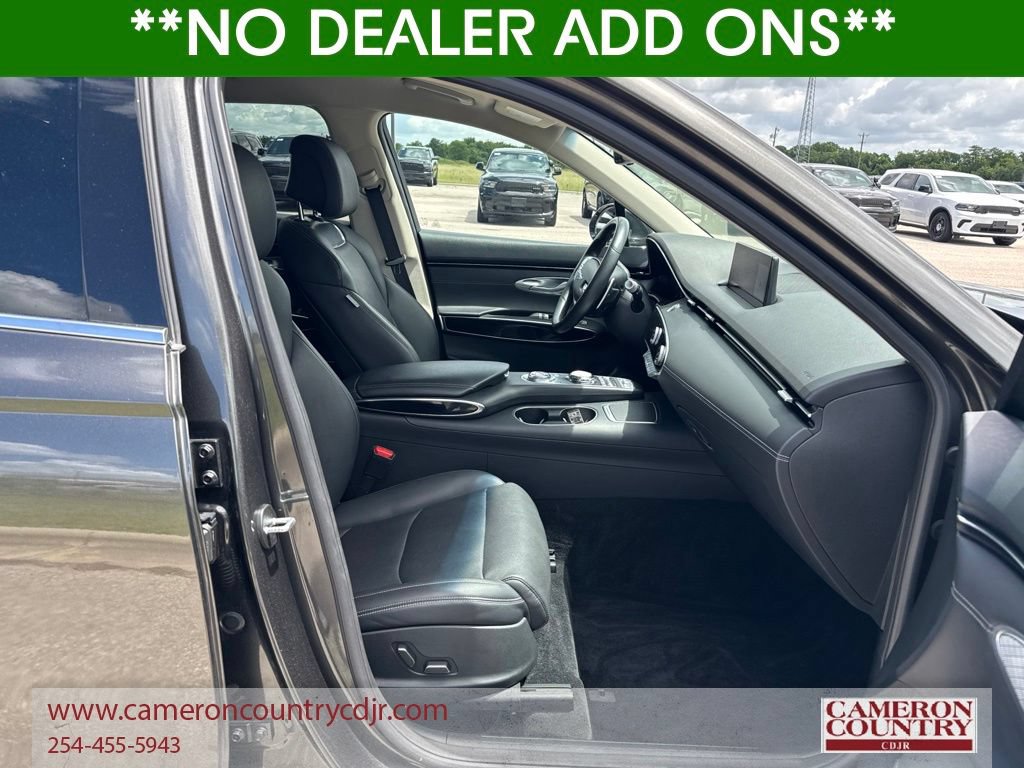 Used 2025 Genesis GV70 2.5T AWD/4WD image 15