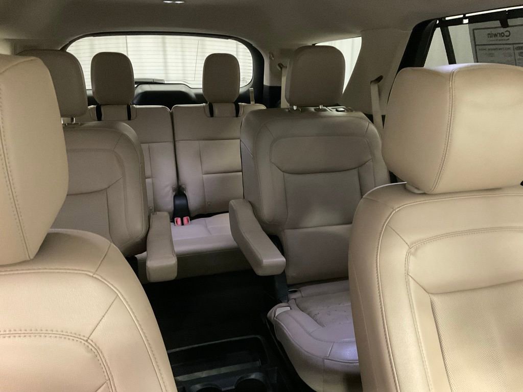 Used 2021 Ford Explorer Limited w/ Equipment Group 301A image 28