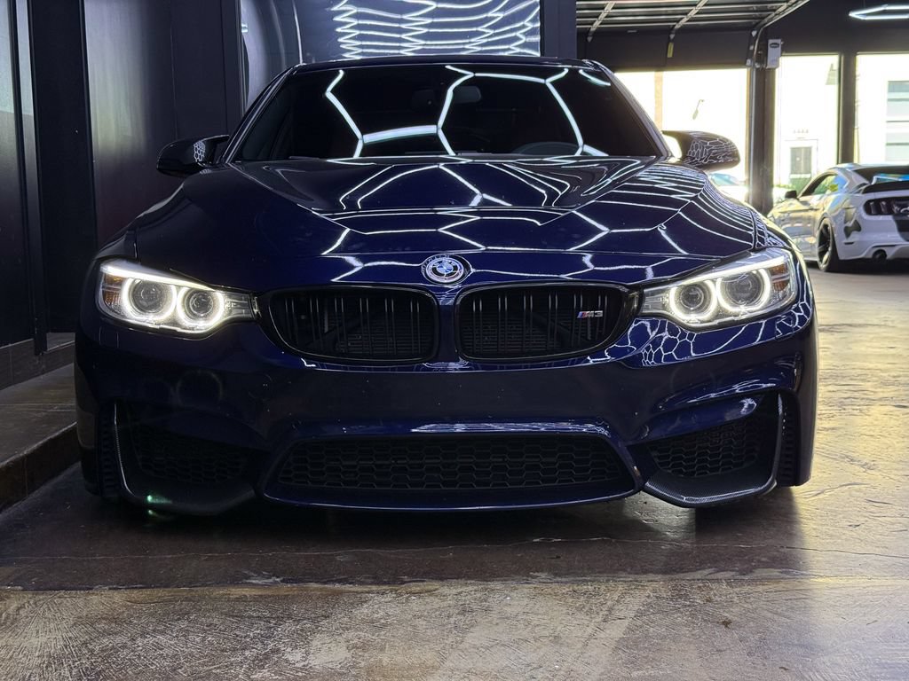 Used 2016 BMW M3 RWD image 2