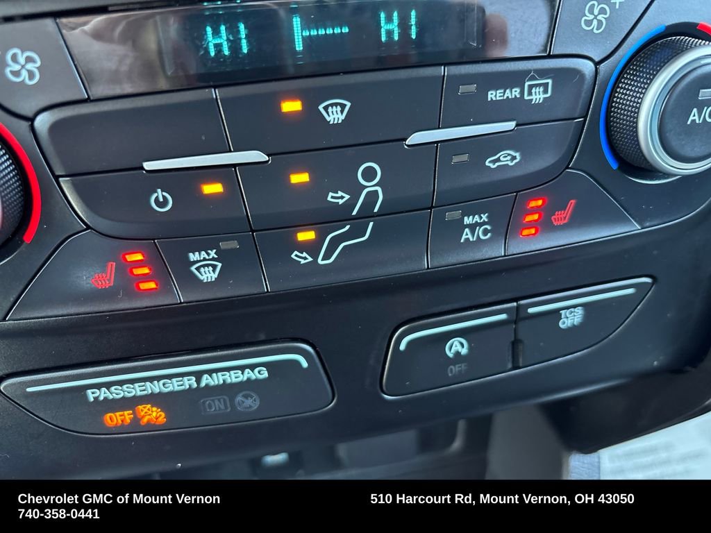 Used 2018 Ford Escape SE w/ SE Sport Appearance Package image 32