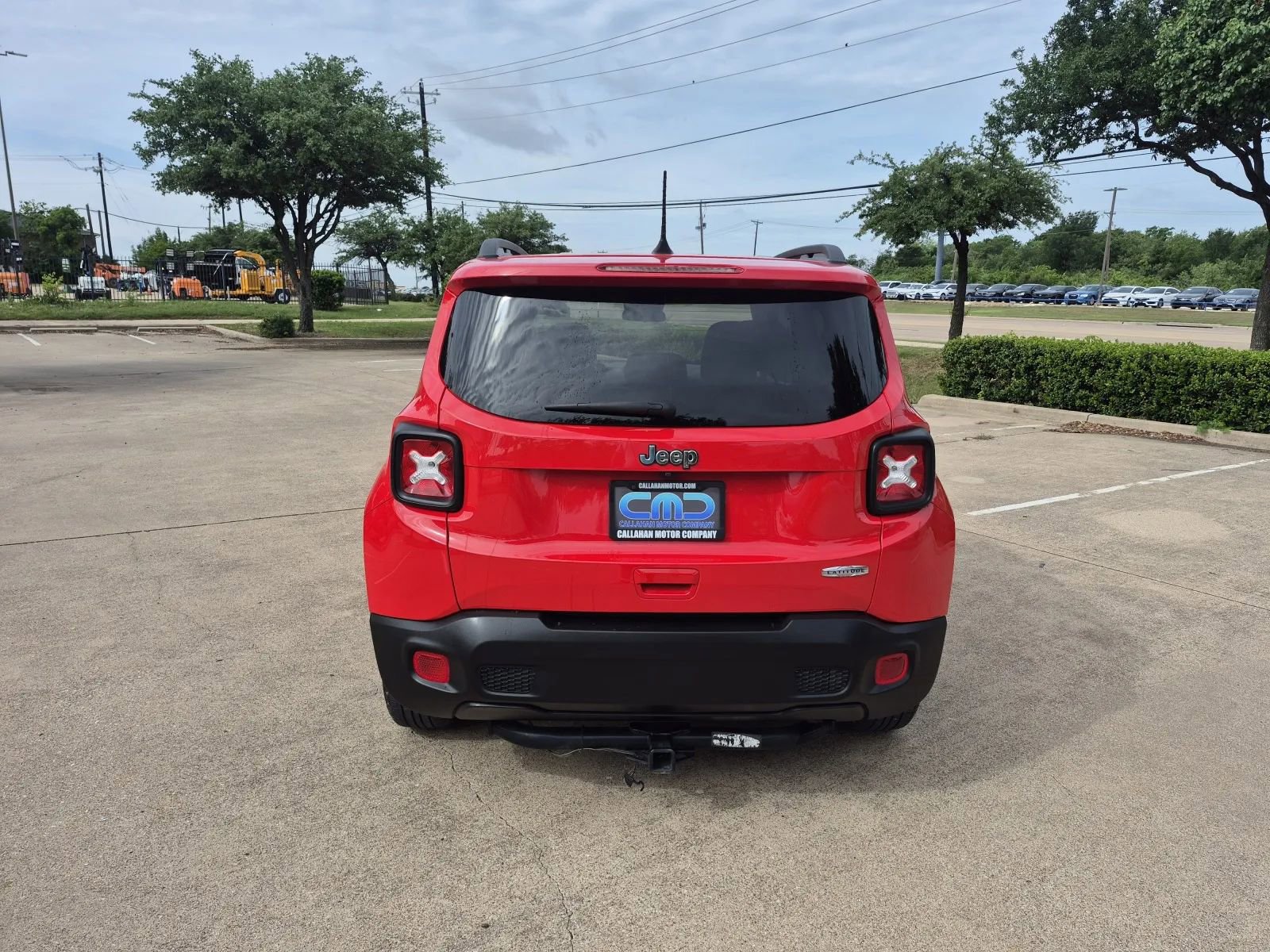Used 2019 Jeep Renegade Latitude FWD image 7