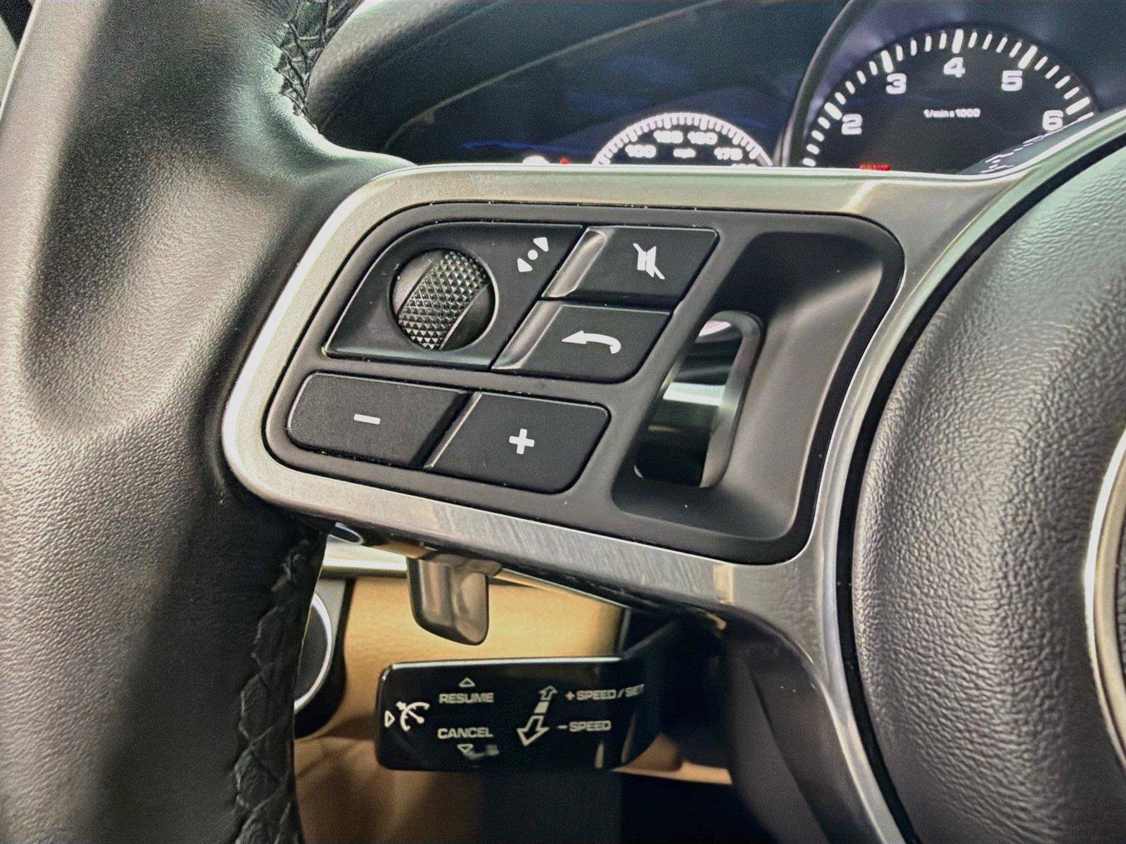 Certified 2020 Porsche Panamera 4 AWD/4WD image 14