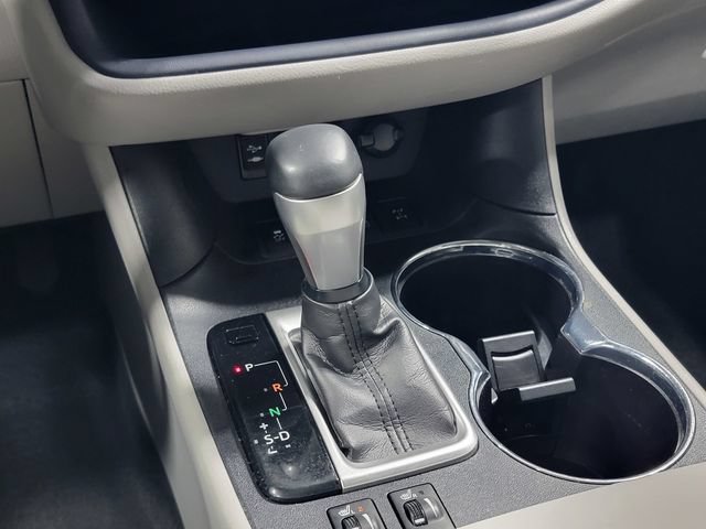 Used 2019 Toyota Highlander XLE AWD/4WD image 21