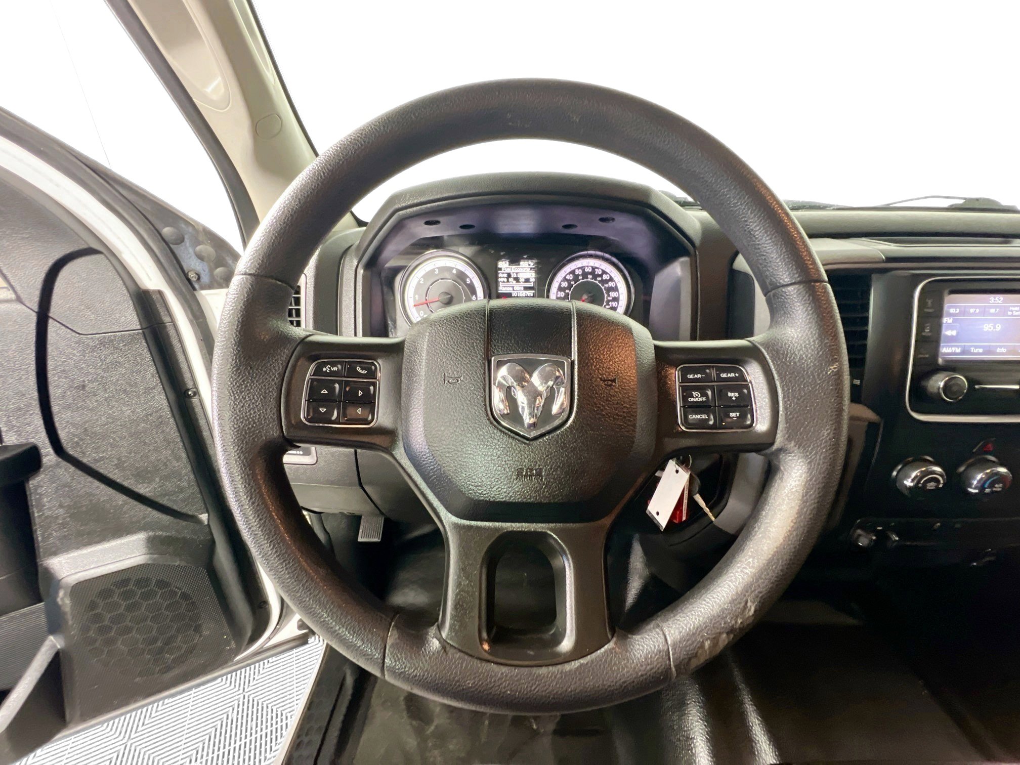 Used 2022 RAM 1500 Tradesman w/ Trailer Tow Group image 15