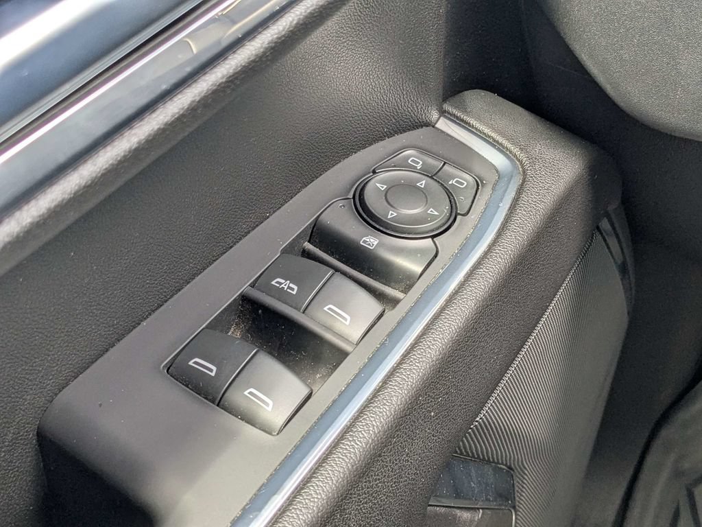 Used 2023 Chevrolet Silverado 1500 LT Trail Boss w/ Protection Package AWD/4WD image 18