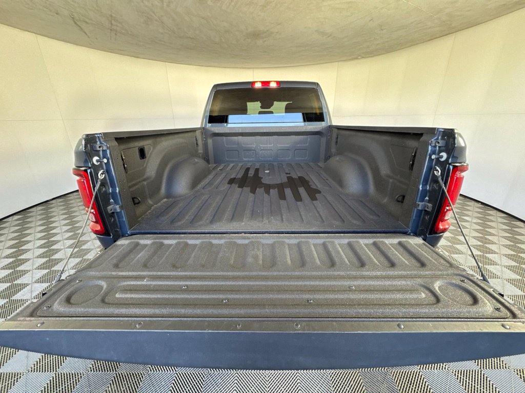 Certified 2025 RAM 2500 Big Horn AWD/4WD image 16