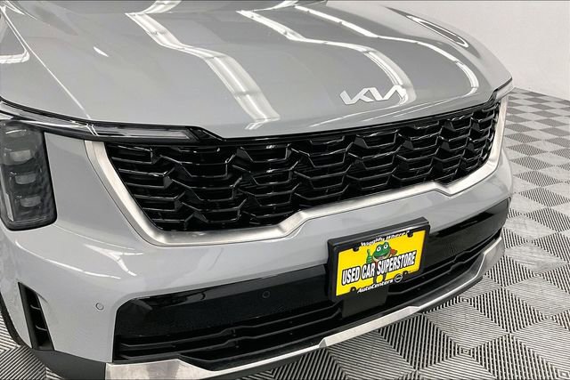 Used 2025 Kia Sorento S image 29