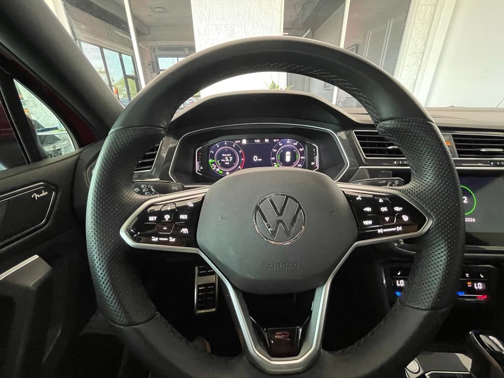 Used 2024 Volkswagen Tiguan SEL R-Line AWD/4WD image 13