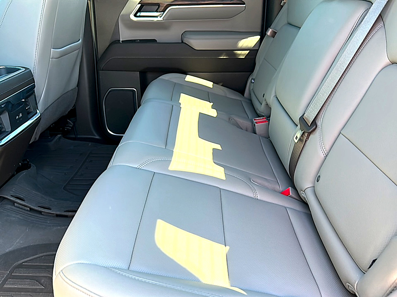 Used 2023 GMC Sierra 1500 SLT AWD/4WD image 18