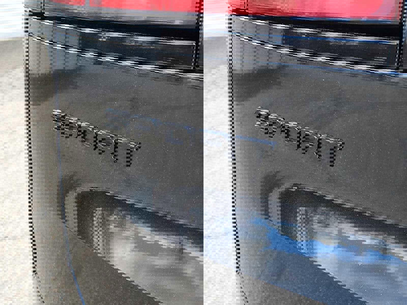 Used 2025 Land Rover Range Rover Sport Dynamic SE AWD/4WD image 6