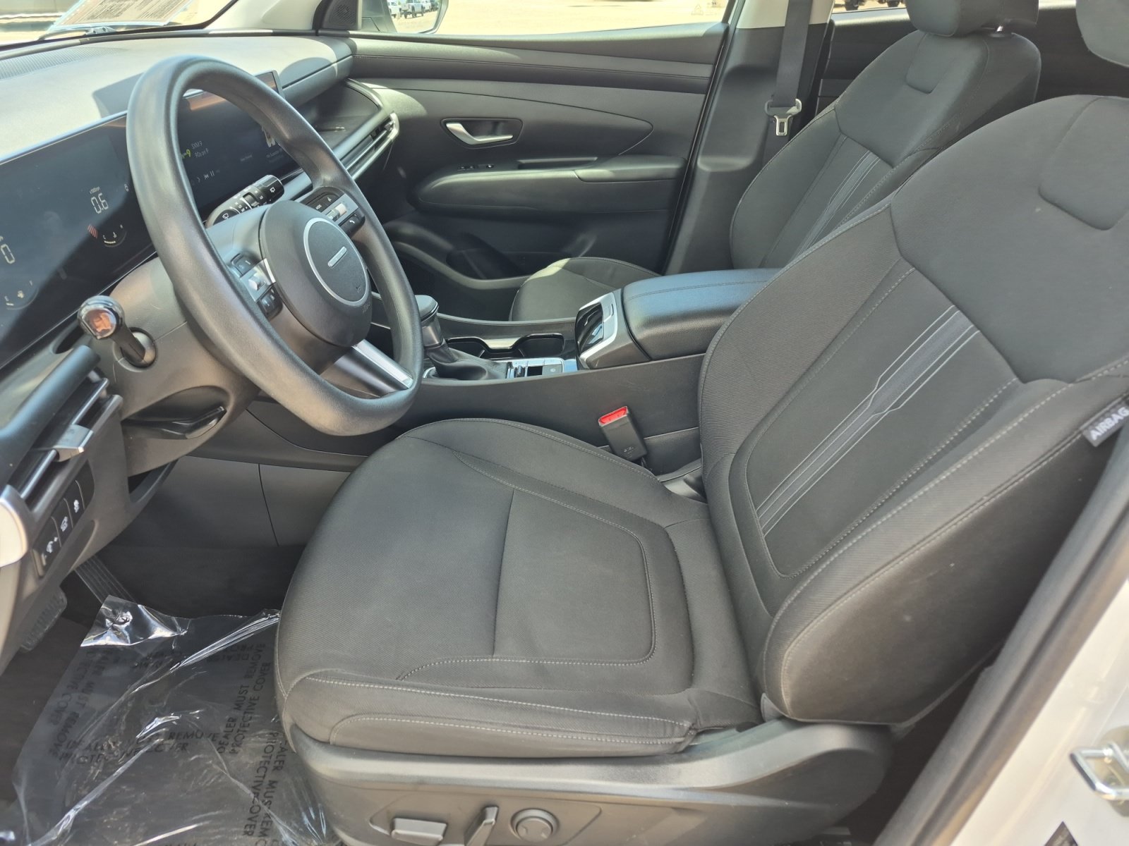 Used 2025 Hyundai Tucson SEL AWD/4WD image 17