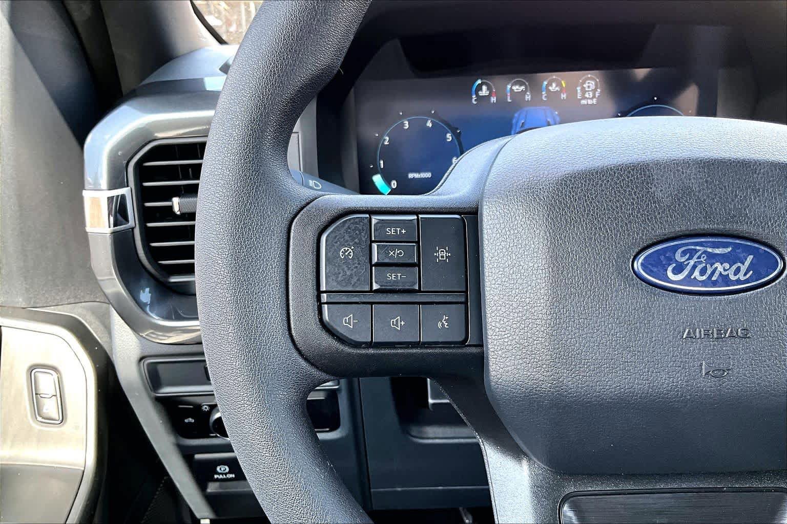 Used 2025 Ford F150 STX AWD/4WD image 29