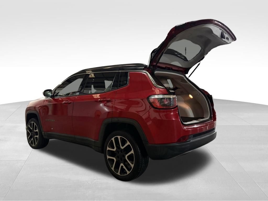 Used 2017 Jeep Compass Limited image 15