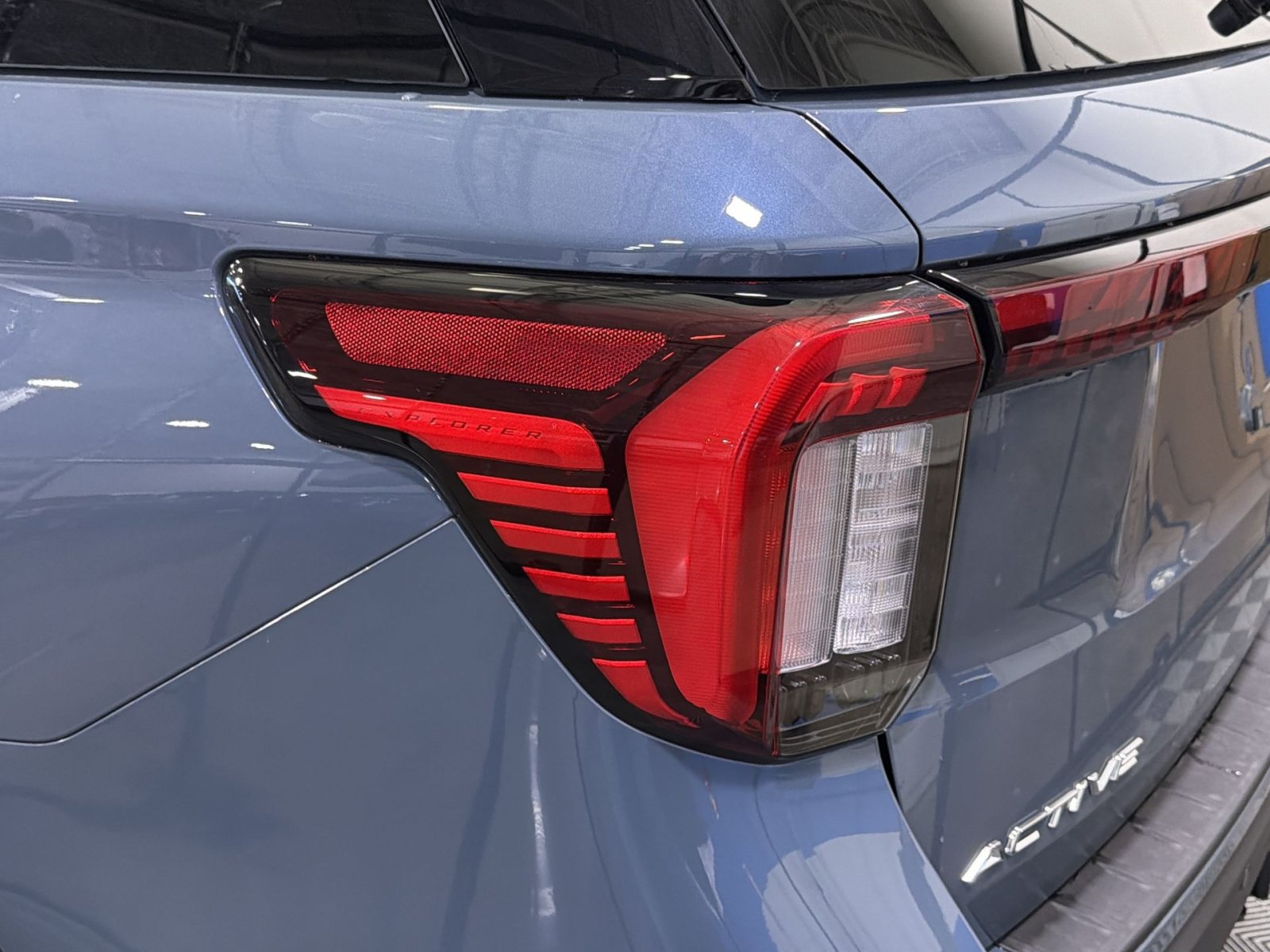 New 2026 Ford Explorer Active w/ Active Comfort Package AWD/4WD image 18