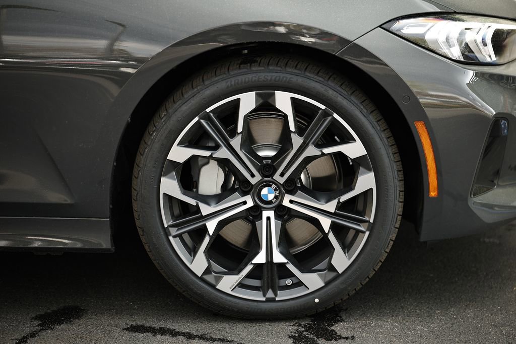 New 2026 BMW 330i Sedan w/ Premium Package image 5