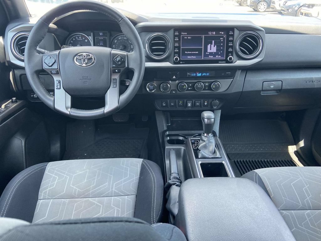 Used 2023 Toyota Tacoma TRD Off-Road w/ Technology Package AWD/4WD image 11