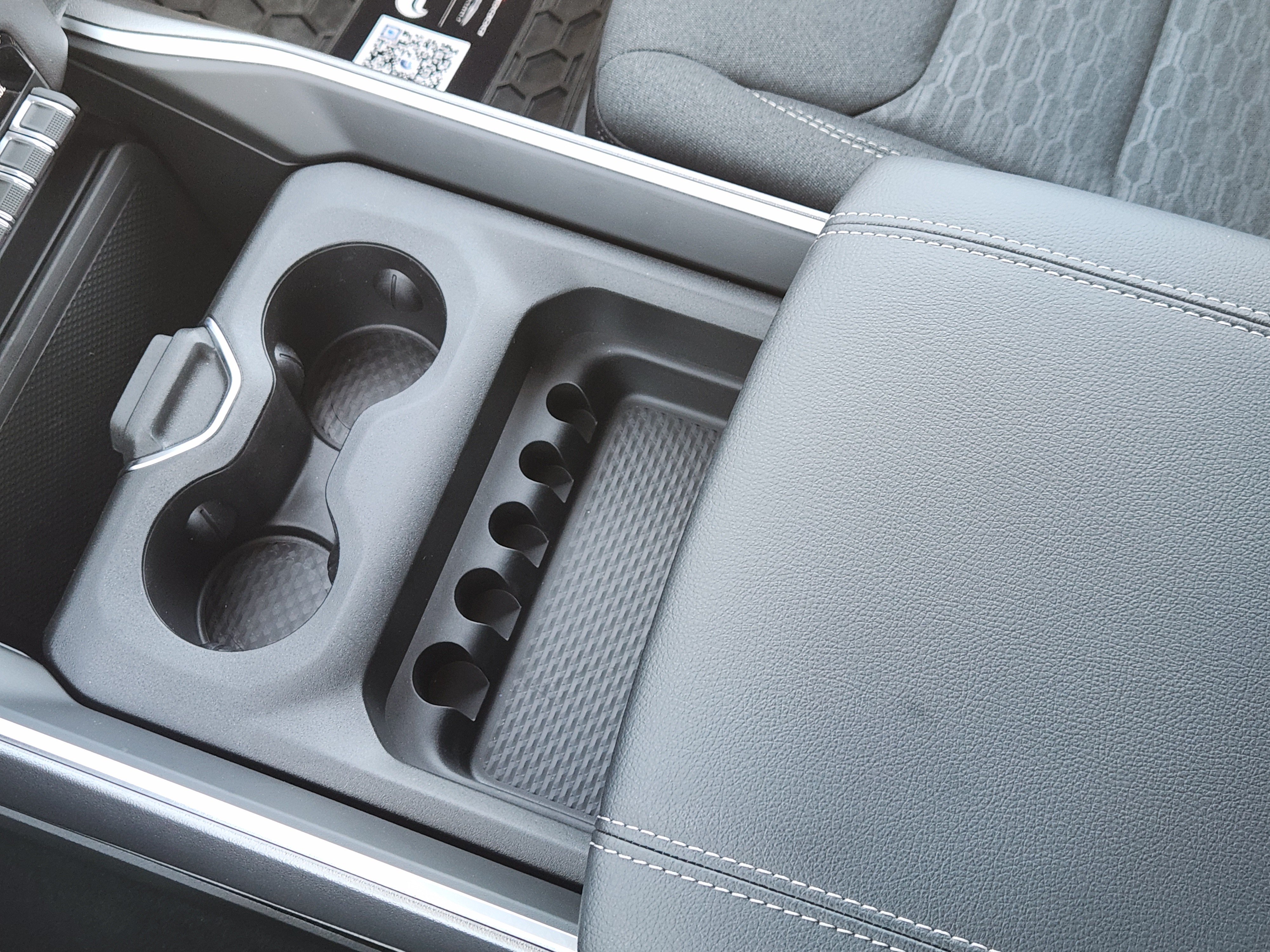 New 2026 RAM 1500 Big Horn AWD/4WD image 16