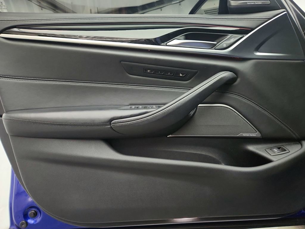 Used 2022 BMW M5 w/ Competition Package image 34