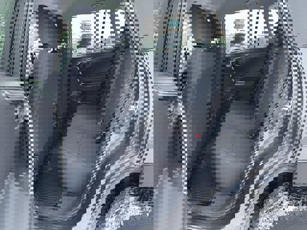 Used 2023 Toyota RAV4 LE image 30