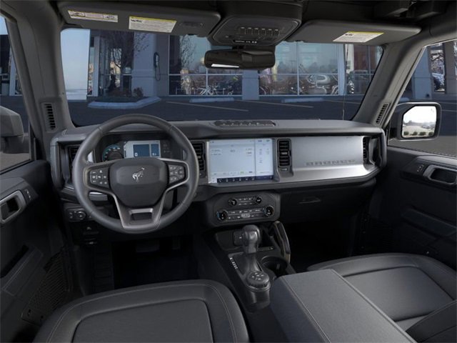 Used 2025 Ford Bronco Badlands image 9