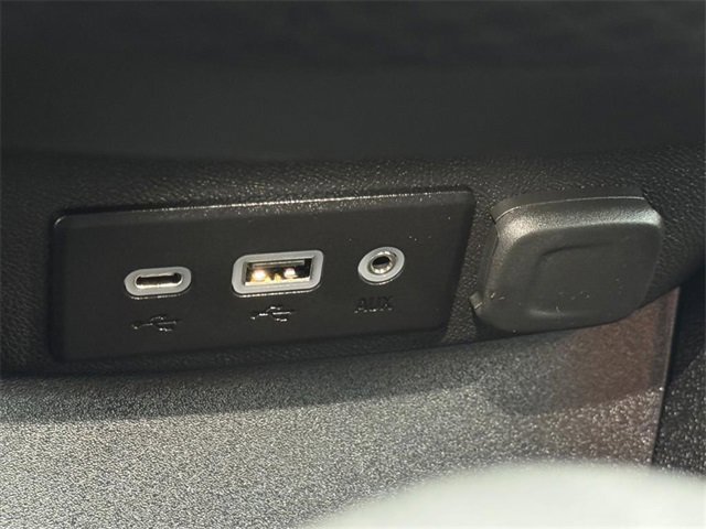 Used 2023 Chevrolet Malibu LS image 19