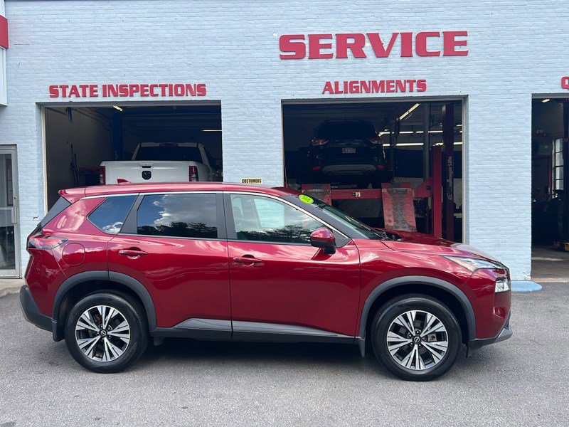 Used 2023 Nissan Rogue SV