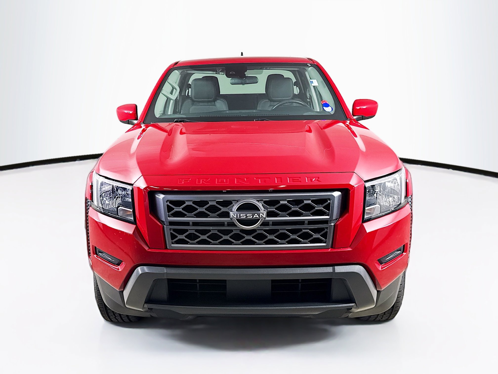 Used 2022 Nissan Frontier SV image 3