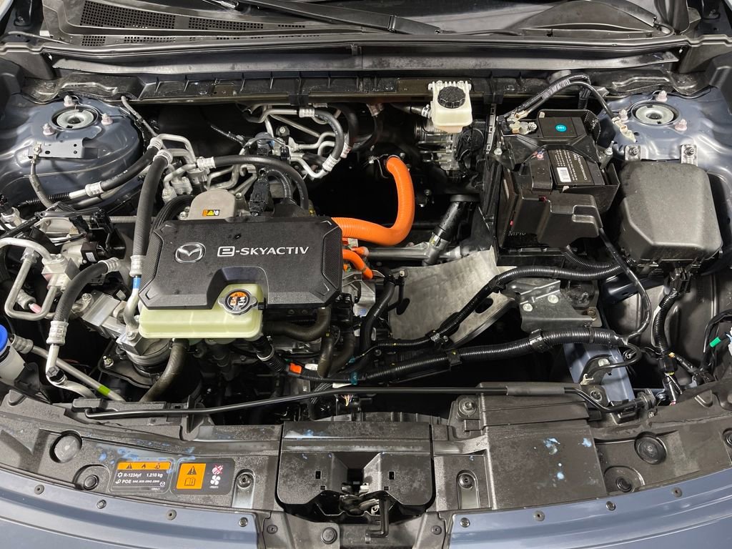 Used 2022 MAZDA MX-30 Electric w/ Premium Plus Pkg image 9
