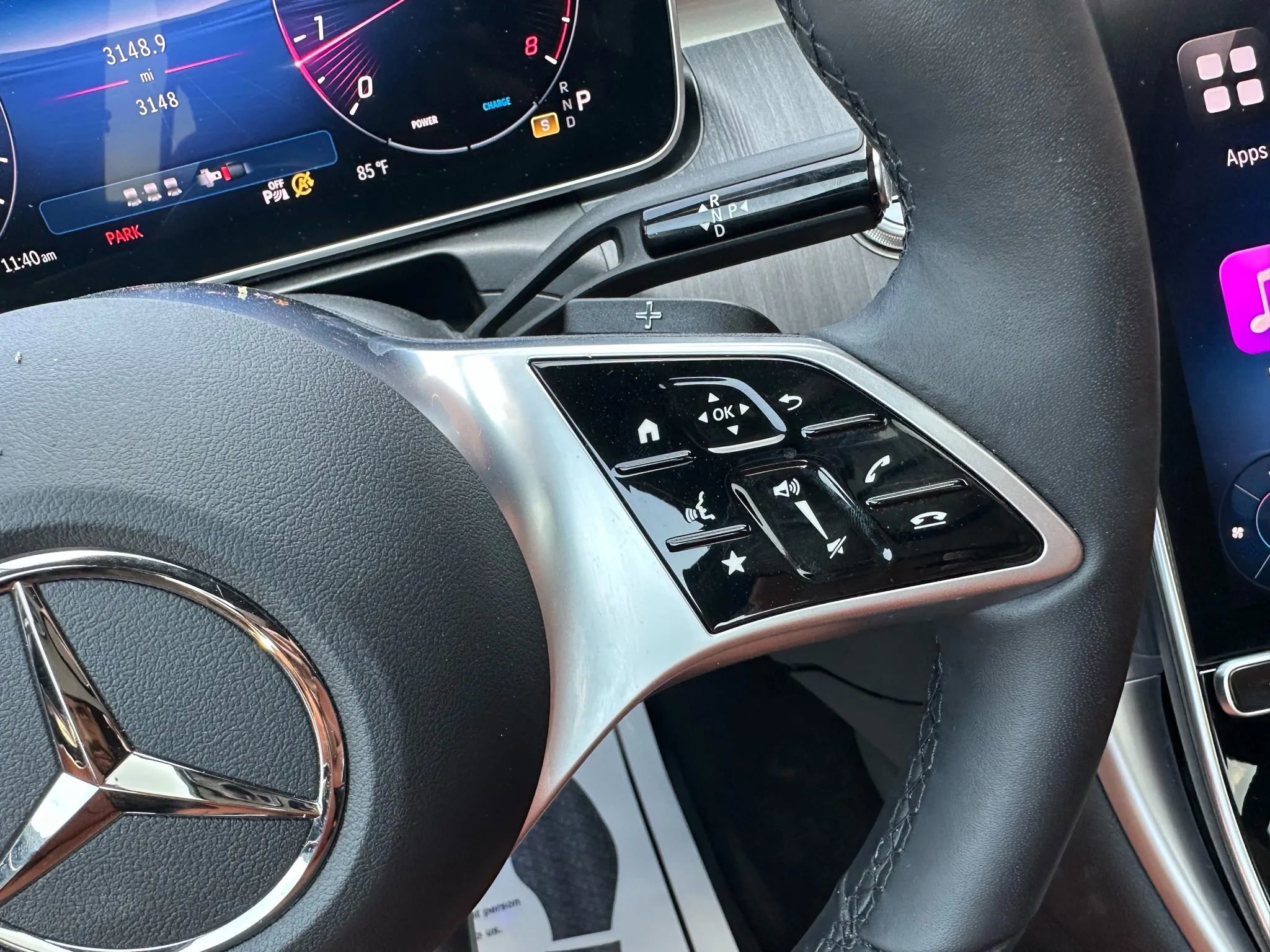 Used 2025 Mercedes-Benz C 300 4MATIC Sedan image 22