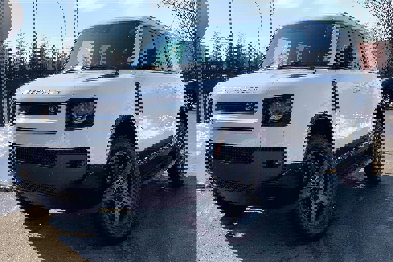 New 2026 Land Rover Defender 110 X-Dynamic SE image 1