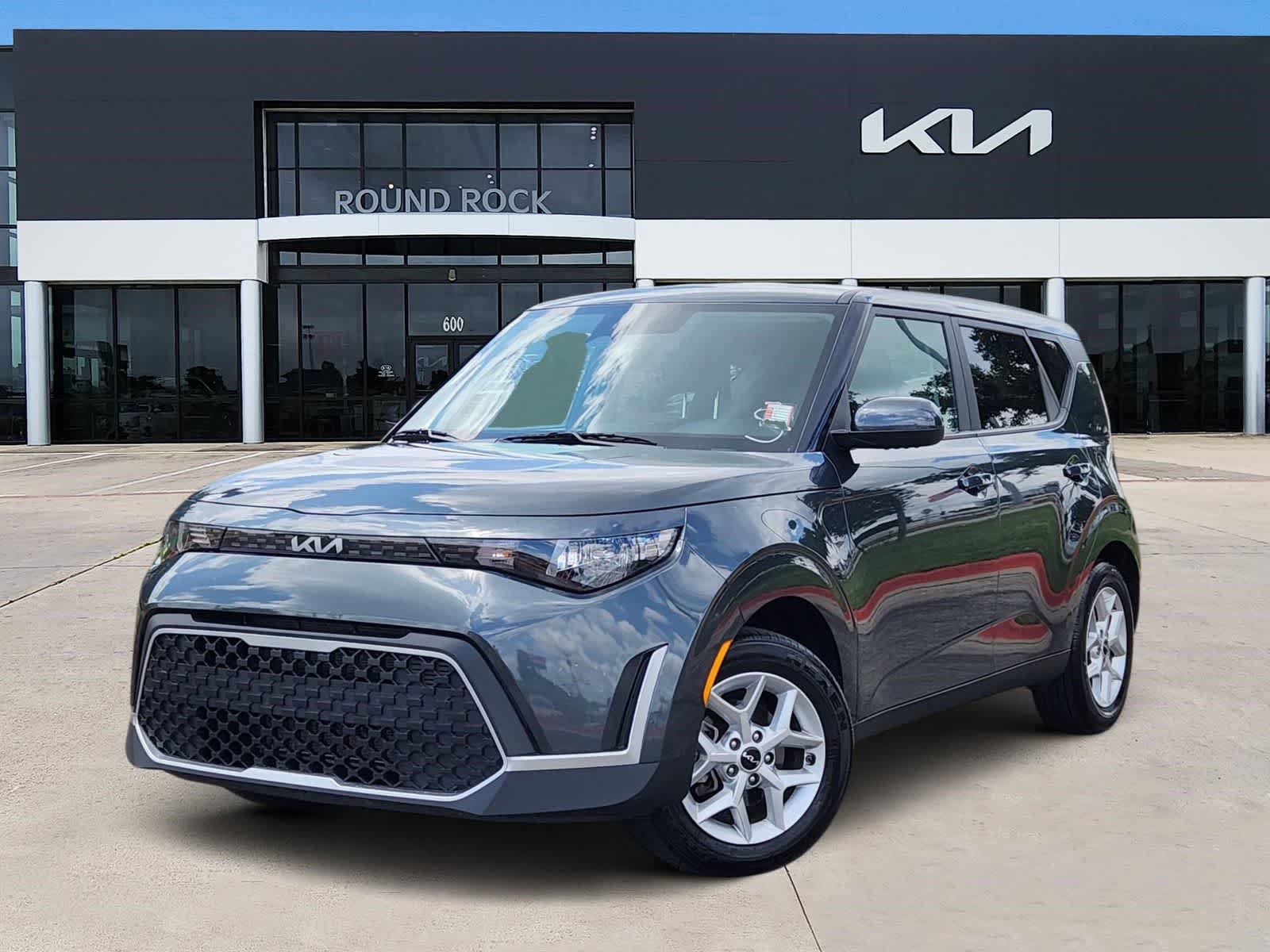 Certified 2025 Kia Soul LX w/ LX Technology Package FWD image 1