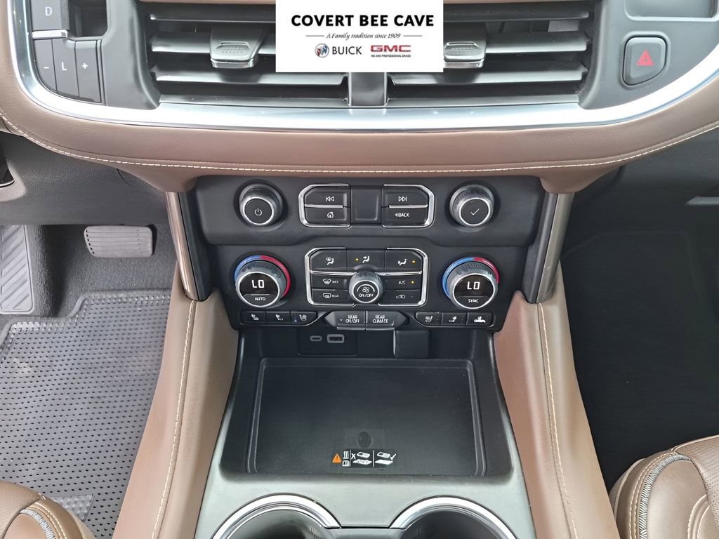 Used 2023 Chevrolet Suburban High Country image 40