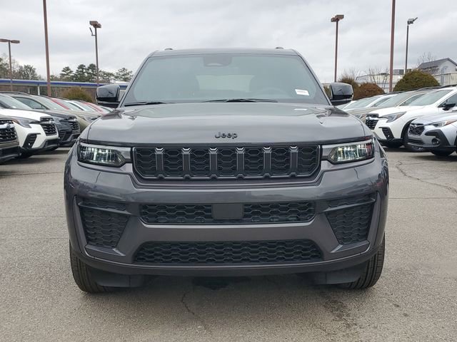 New 2026 Jeep Grand Cherokee Altitude AWD/4WD image 2